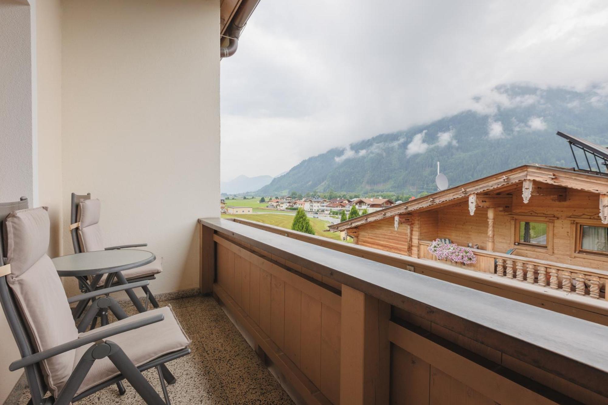 Hin&Weg Das Aparthotel Ried im Zillertal Exteriér fotografie