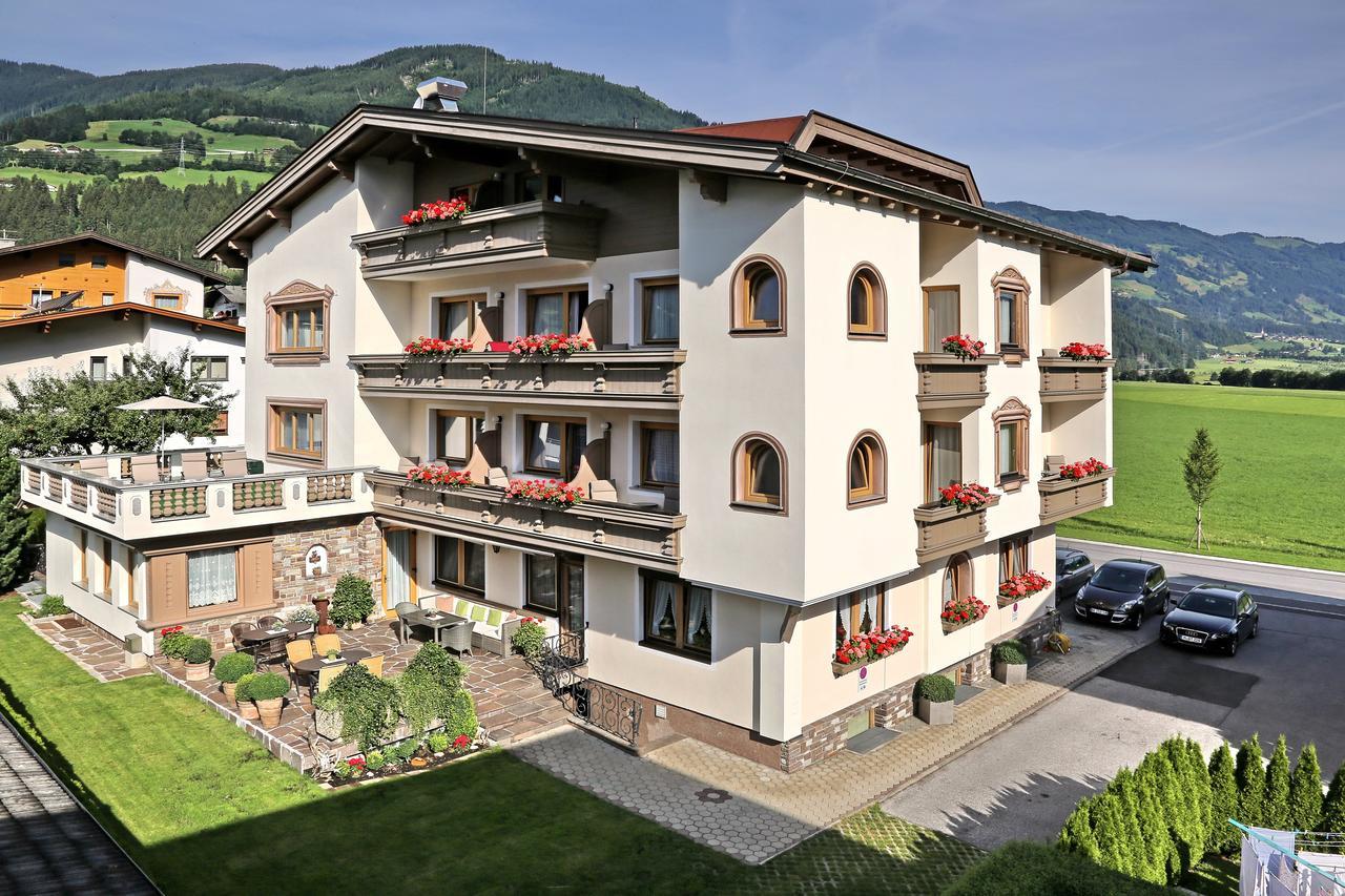 Hin&Weg Das Aparthotel Ried im Zillertal Exteriér fotografie